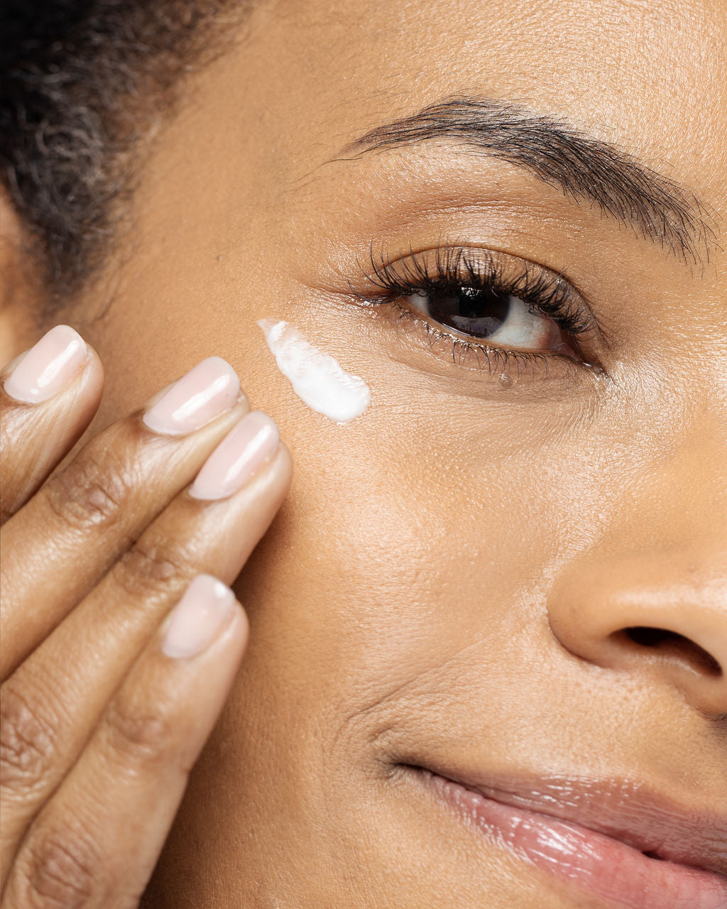 Crème radiante pour contour des yeux